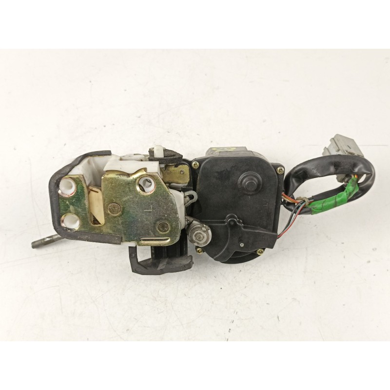 Recambio de cerradura puerta trasera izquierda para rover 620 2.0 g referencia OEM IAM FQM100410 72651SN7 FUB102211