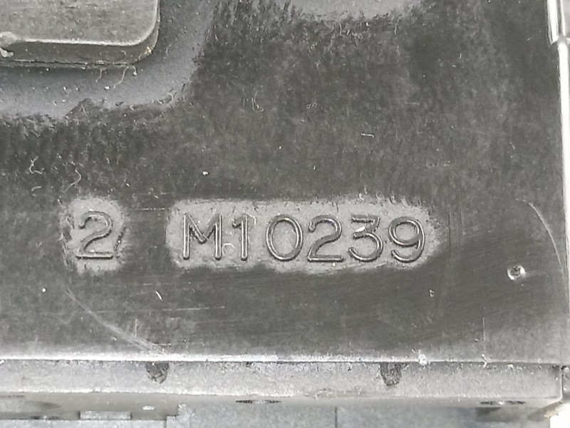 Recambio de mando luces y limpias para rover 620 2.0 g referencia OEM IAM XPE100230 54034246 M10239