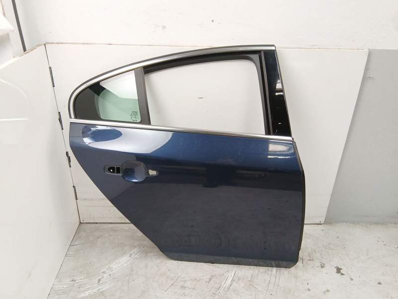 Recambio de puerta trasera derecha para volvo s60 ii (134) d4 referencia OEM IAM 31424615  