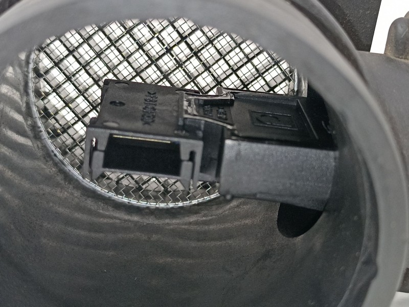 Recambio de caudalimetro para bmw 318 1.8 g referencia OEM IAM 1438687 0280218075 13621438687