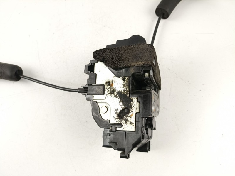 Recambio de cerradura puerta trasera derecha para renault laguna grandtour iii dynamique referencia OEM IAM 825000003R  