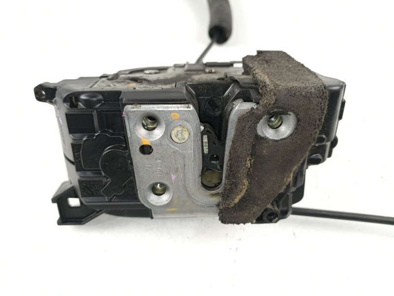 Recambio de cerradura puerta trasera derecha para renault laguna grandtour iii dynamique referencia OEM IAM 825000003R  