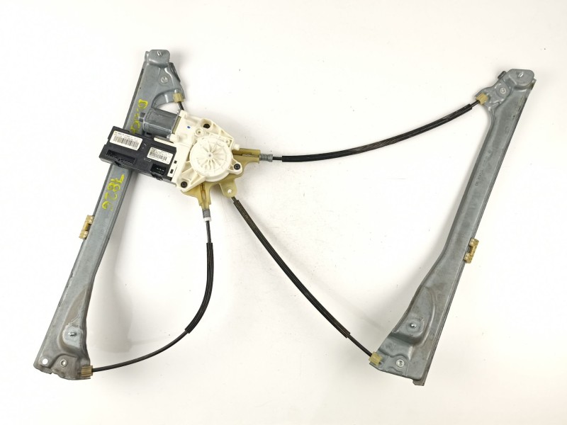 Recambio de elevalunas delantero derecho para renault laguna grandtour iii dynamique referencia OEM IAM 807000002R 978408100 807