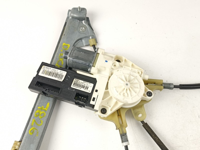 Recambio de elevalunas delantero derecho para renault laguna grandtour iii dynamique referencia OEM IAM 807000002R 978408100 807