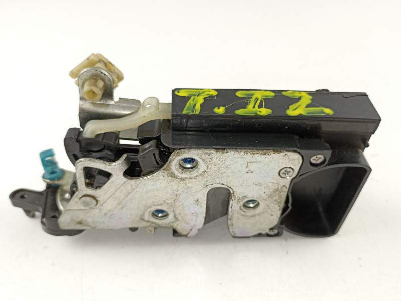 Recambio de cerradura puerta trasera izquierda para chevrolet kalos 1.4 se referencia OEM IAM 96260995  