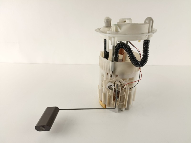 Recambio de bomba combustible aforador para renault laguna grandtour iii dynamique referencia OEM IAM 170110001R 10025460100 