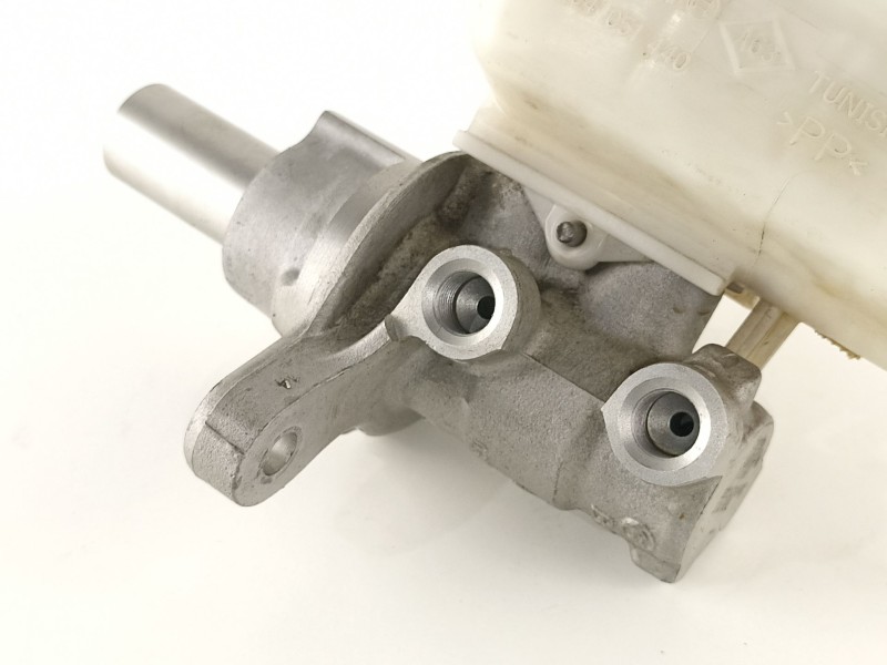 Recambio de bomba de freno para renault laguna grandtour iii dynamique referencia OEM IAM 460110001R  