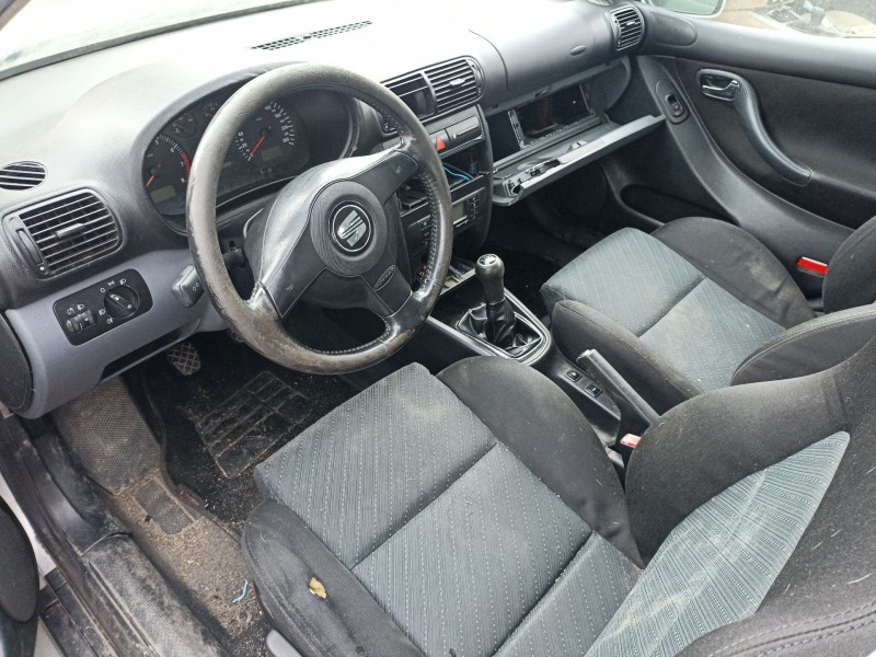 seat leon (1m1) del año 2000