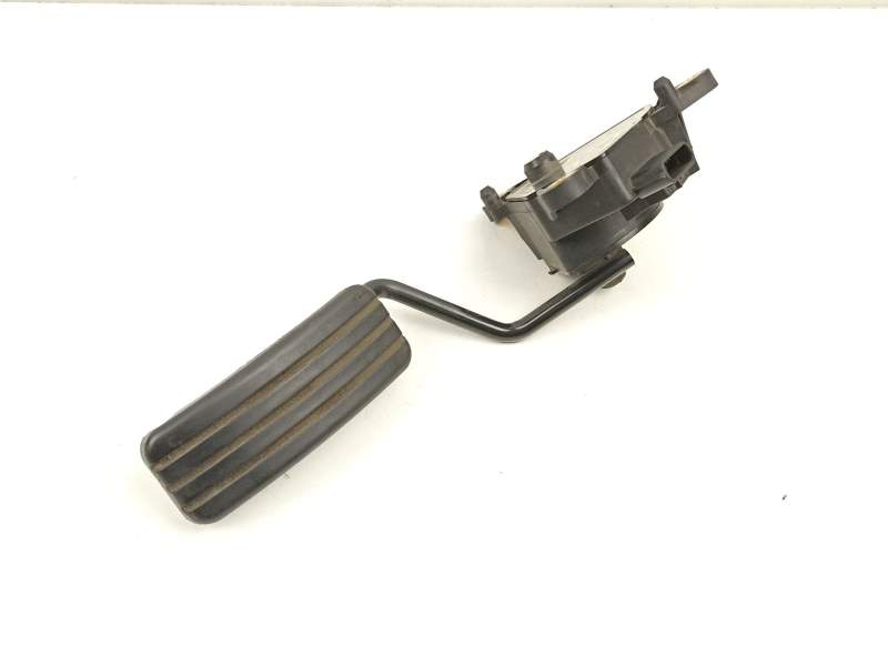 Recambio de potenciometro aceleracion para renault scénic ii (jm0/1_) 2.0 dci (jm1k) referencia OEM IAM 8200159647  