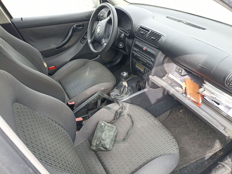 seat toledo del año 2002