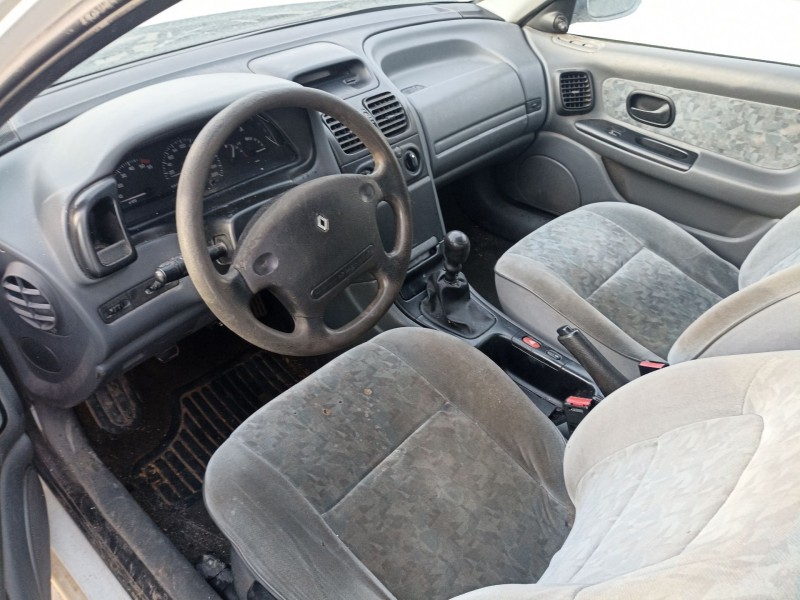 renault laguna (b56) del año 1996