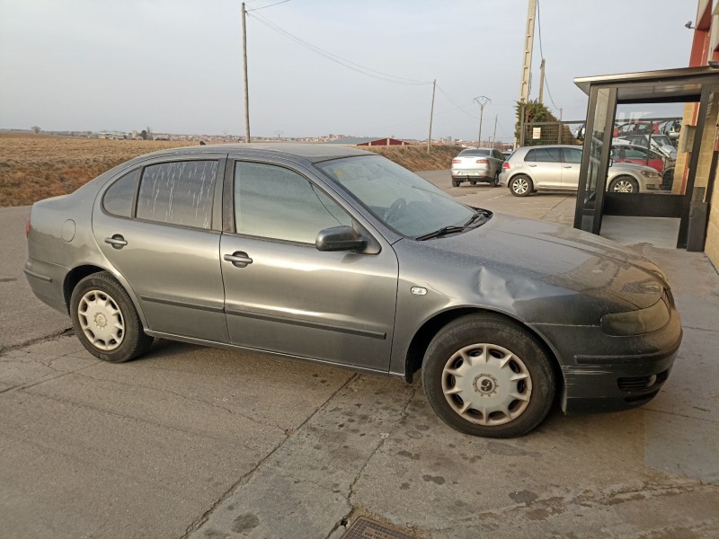 seat toledo (1m2) del año 2002