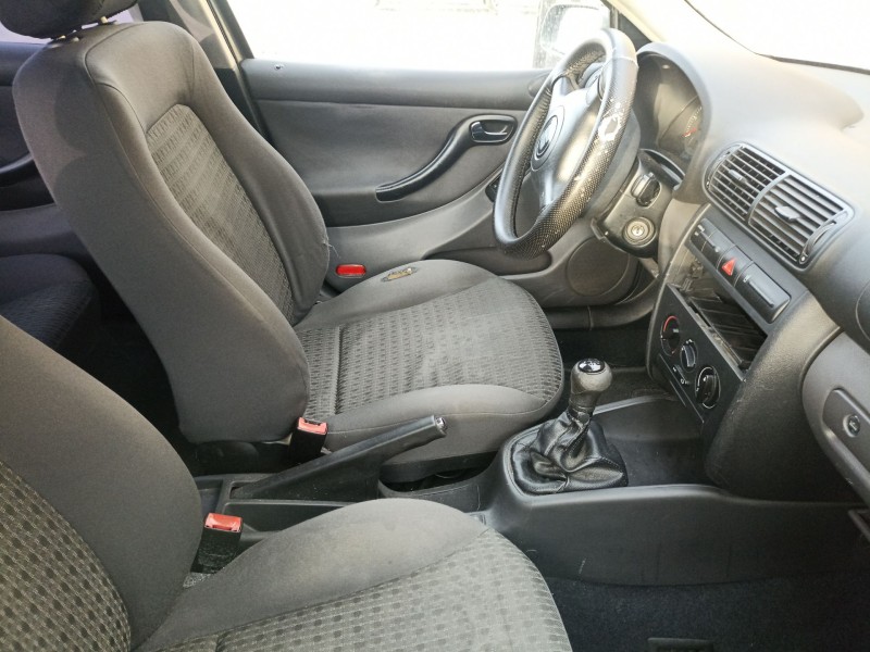 seat toledo (1m2) del año 2002
