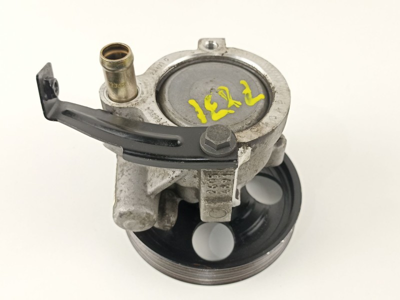 Recambio de bomba direccion para mitsubishi space star (dg0) 1.9 di-d cat referencia OEM IAM MW30620812  8200071050