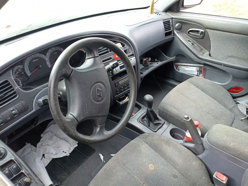 hyundai elantra (xd) del año 2001