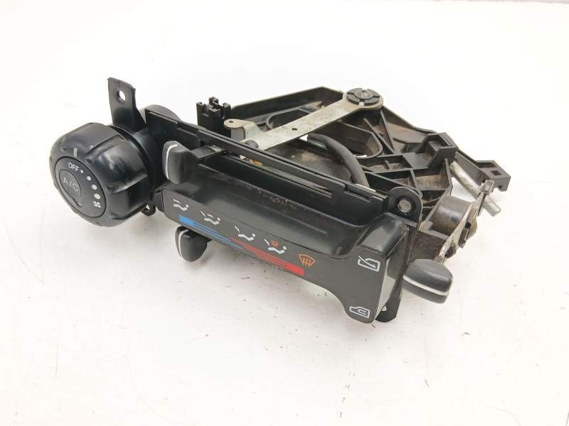 Recambio de mandos calefaccion aire para hyundai atos (mx) 1.1 referencia OEM IAM 9725002000  