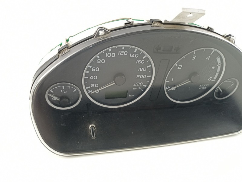 Recambio de cuadro instrumentos para mitsubishi space star (dg0) 1.9 di-d cat referencia OEM IAM MR916342 2573403810 