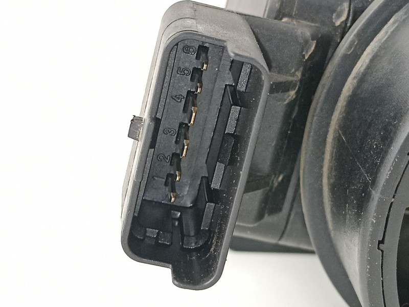 Recambio de caudalimetro para mitsubishi space star (dg0) 1.9 di-d cat referencia OEM IAM M887504 7700114778 H7700104426