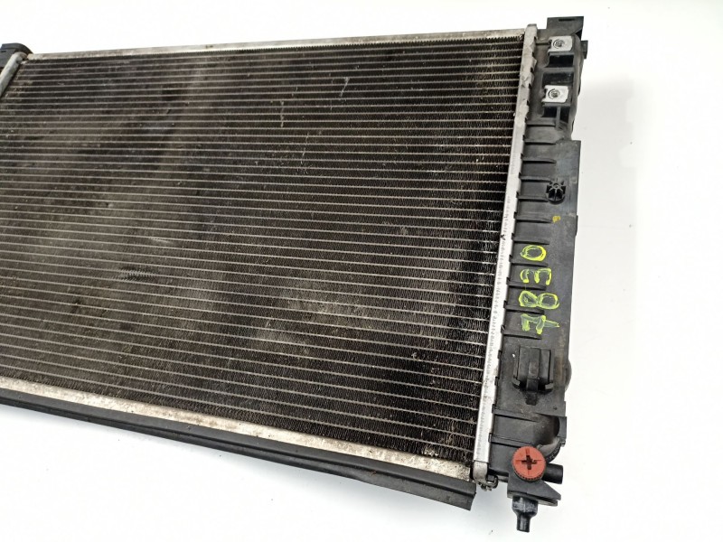 Recambio de radiador turbo diesel para audi a4 avant (b5) 1.9 tdi referencia OEM IAM 8D0121251Q  