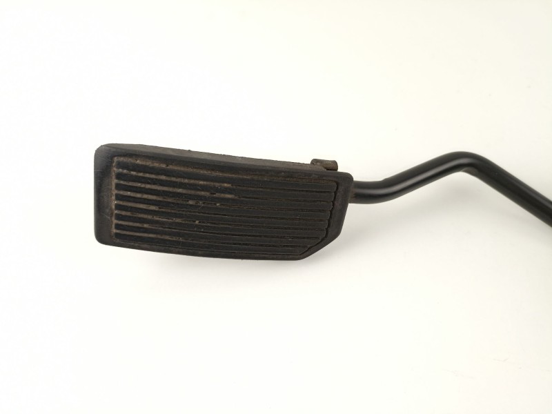 Recambio de potenciometro aceleracion para nissan primera 1.6 g referencia OEM IAM 18002AU410 6PV00862001 