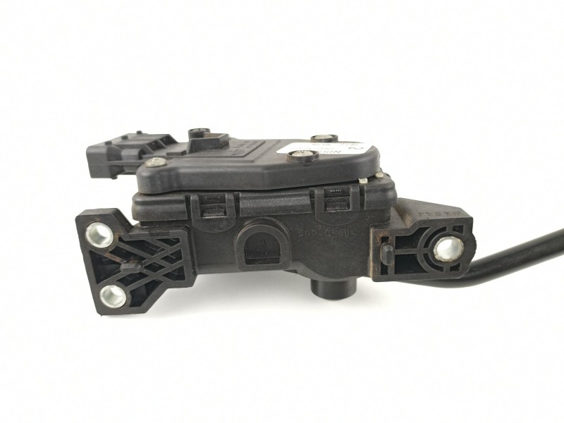 Recambio de potenciometro aceleracion para nissan primera 1.6 g referencia OEM IAM 18002AU410 6PV00862001 