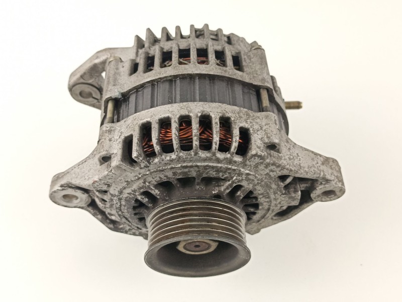 Recambio de alternador para nissan primera 1.6 g referencia OEM IAM 23100BU010 LR180762 