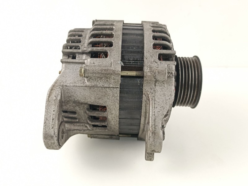 Recambio de alternador para nissan primera 1.6 g referencia OEM IAM 23100BU010 LR180762 
