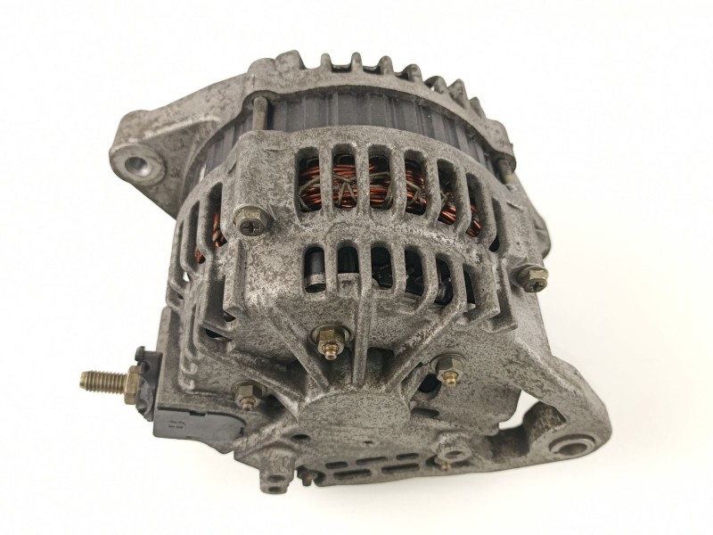 Recambio de alternador para nissan primera 1.6 g referencia OEM IAM 23100BU010 LR180762 