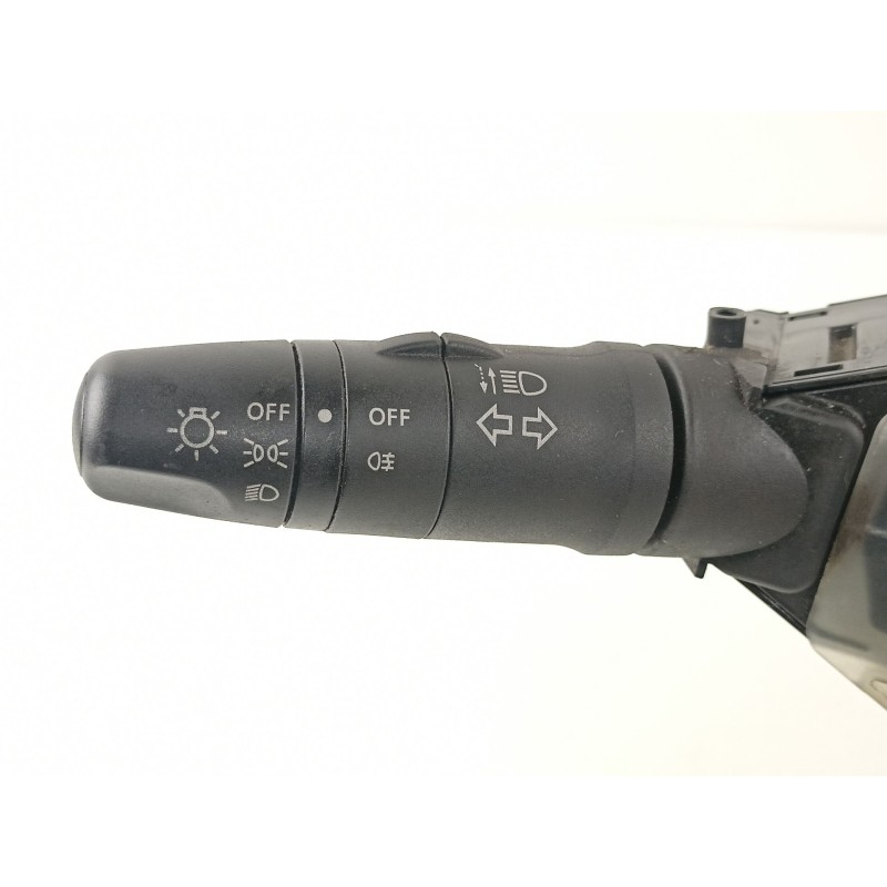 Recambio de mando luces y limpias para nissan primera 1.6 g referencia OEM IAM 25560AV620 25260AV610 25540AV620