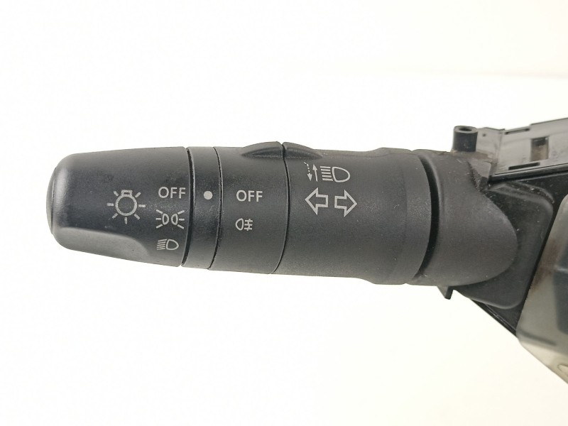 Recambio de mando luces y limpias para nissan primera 1.6 g referencia OEM IAM 25560AV620 25260AV610 25540AV620