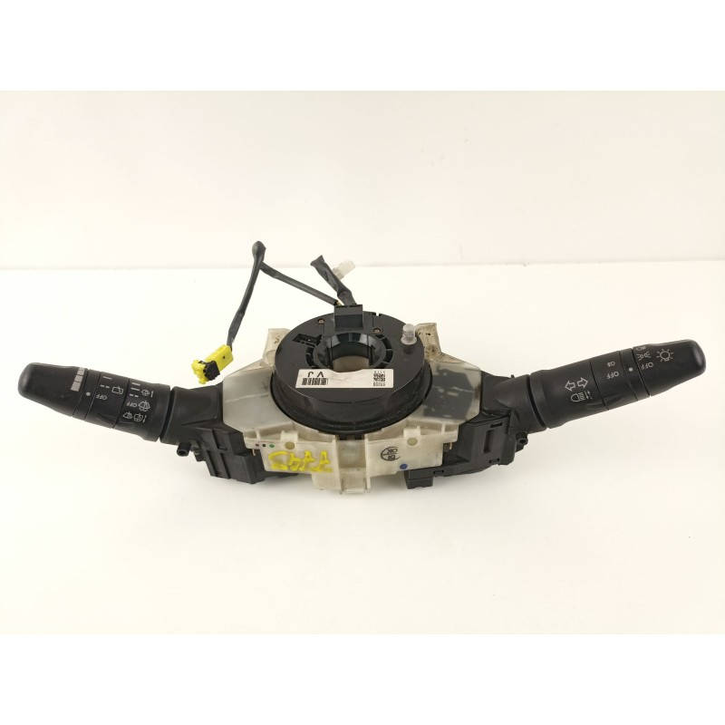 Recambio de mando luces y limpias para nissan primera 1.6 g referencia OEM IAM 25560AV620 25260AV610 25540AV620