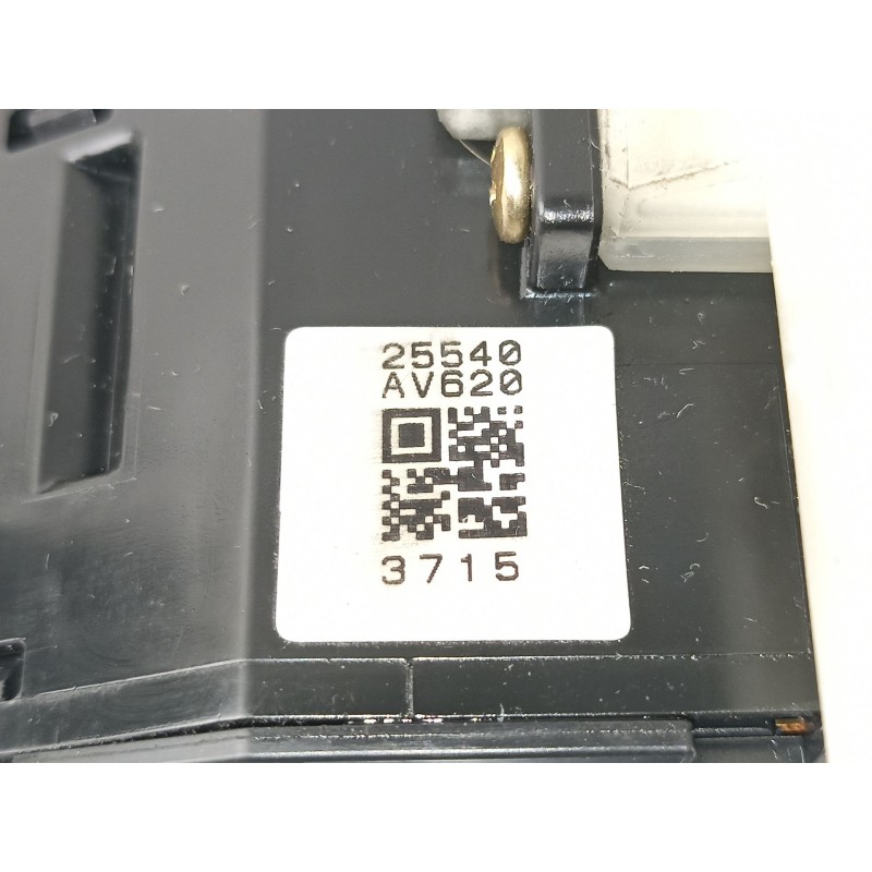 Recambio de mando luces y limpias para nissan primera 1.6 g referencia OEM IAM 25560AV620 25260AV610 25540AV620