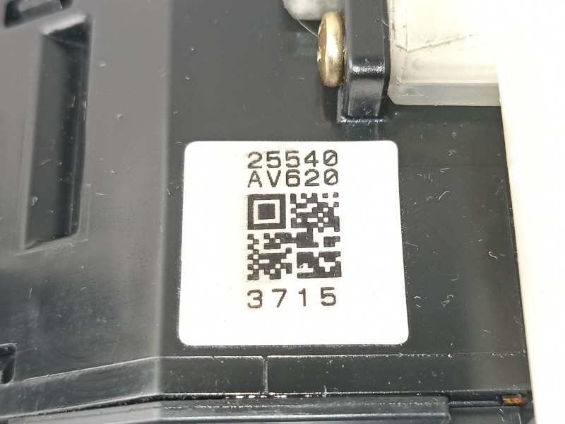 Recambio de mando luces y limpias para nissan primera 1.6 g referencia OEM IAM 25560AV620 25260AV610 25540AV620