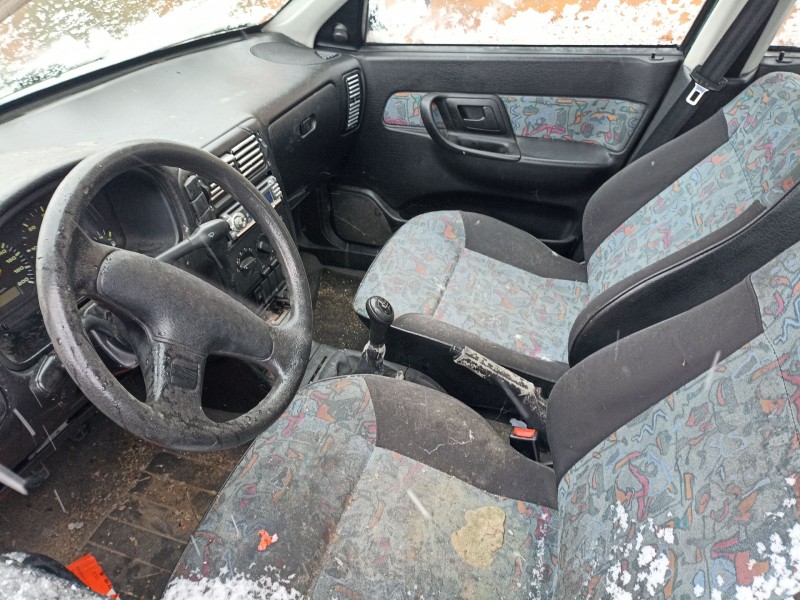 seat ibiza del año 1998