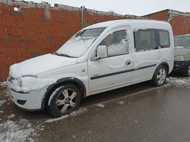 opel combo del año 2004