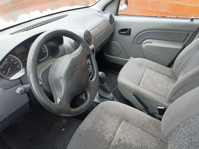 dacia logan del año 2007