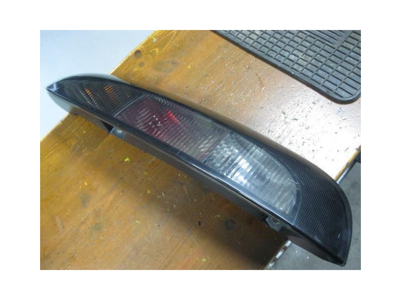 Recambio de piloto trasero dch. : opel corsa : 1.3 td -z13dt (69,36cv) [2006] para opel corsa 1.3 td -z13dt referencia OEM IAM A