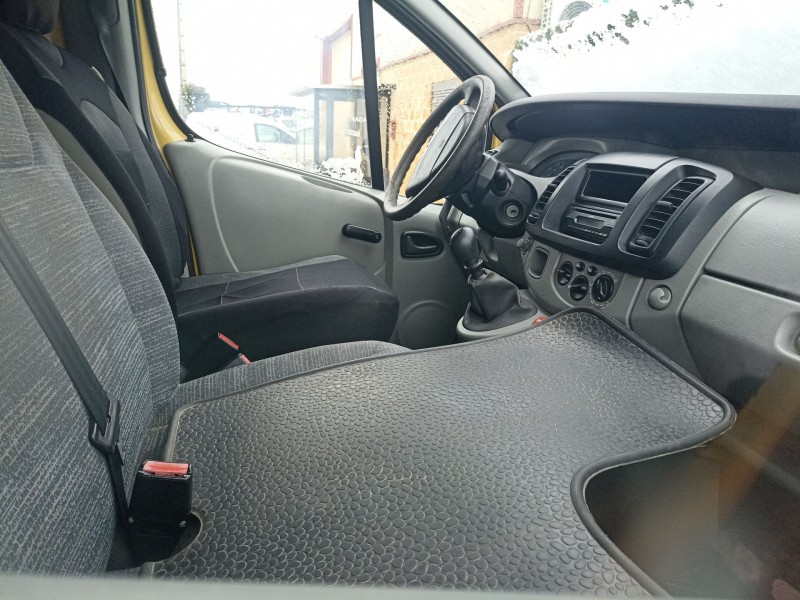 renault trafic del año 2003