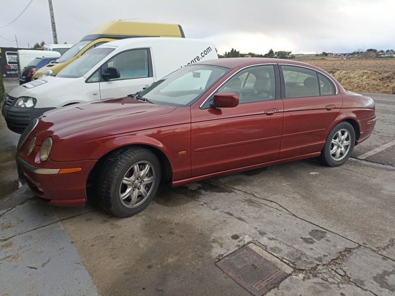 jaguar s-type del año 2000