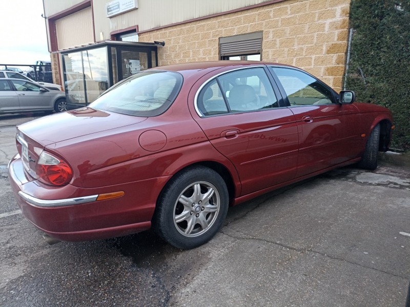 jaguar s-type del año 2000