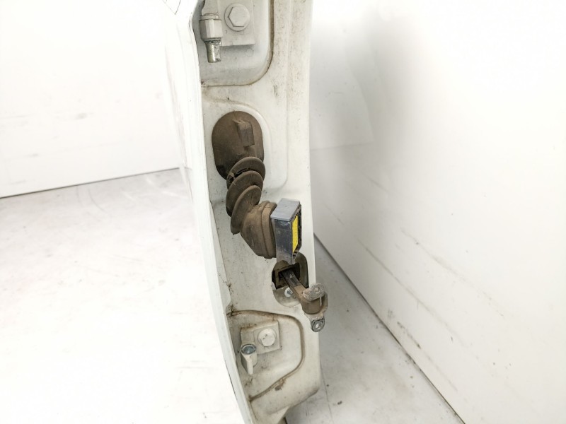 Recambio de puerta trasera derecha para alfa romeo 159 2.4 tdi /939a9000 4p referencia OEM IAM 50513856  