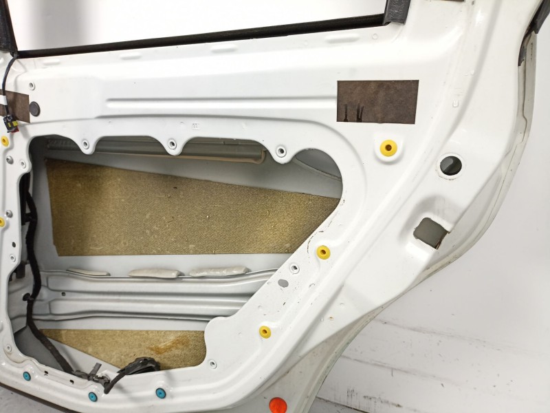 Recambio de puerta trasera derecha para alfa romeo 159 2.4 tdi /939a9000 4p referencia OEM IAM 50513856  