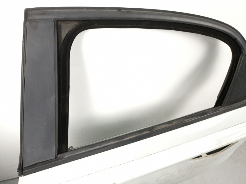 Recambio de puerta trasera izquierda para alfa romeo 159 2.4 tdi /939a9000 4p referencia OEM IAM 50513857  