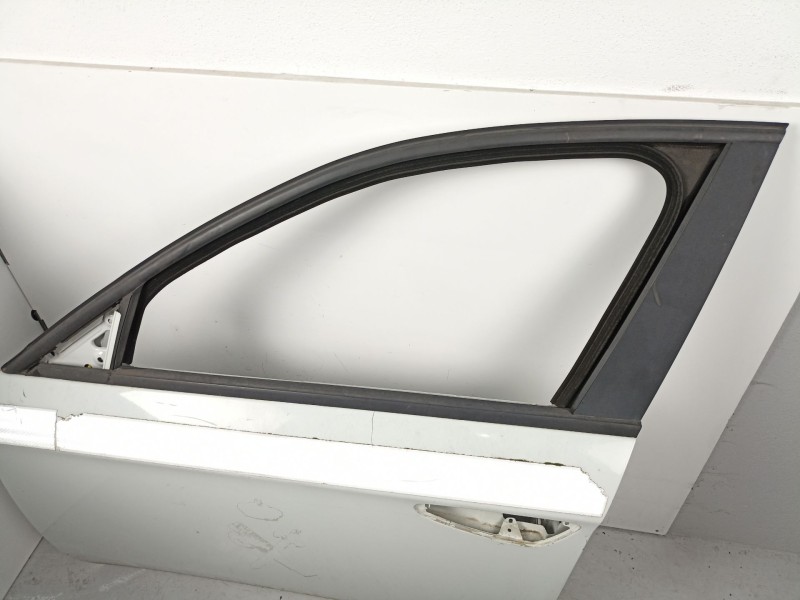 Recambio de puerta delantera izquierda para alfa romeo 159 2.4 tdi /939a9000 4p referencia OEM IAM 50513847  