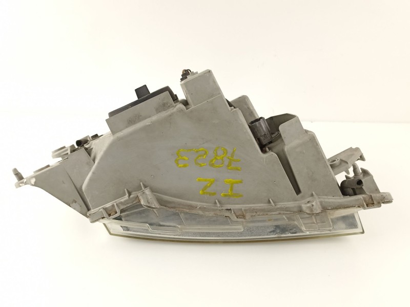 Recambio de faro izquierdo para mazda premacy (cp) 2.0 turbodiesel cat referencia OEM IAM CB81510L0A P1990L 