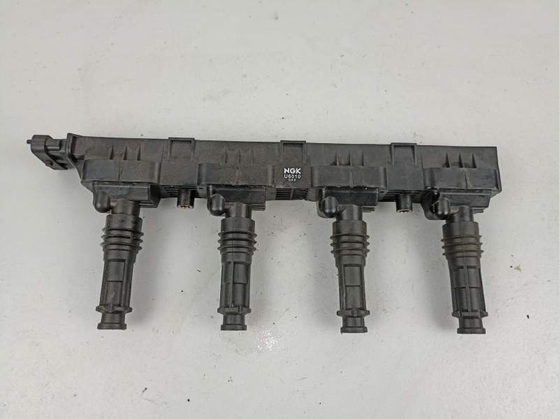 Recambio de bobina para opel agila 1.2 g referencia OEM IAM U6010028E  