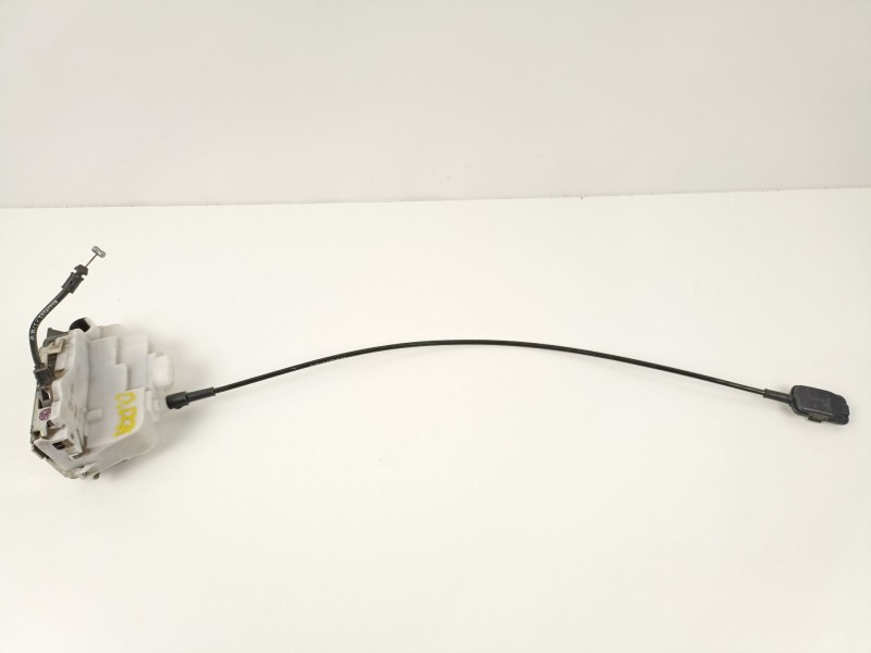 Recambio de cerradura puerta delantera derecha para renault scenic ii 1.5 dci diesel referencia OEM IAM 8200119121  