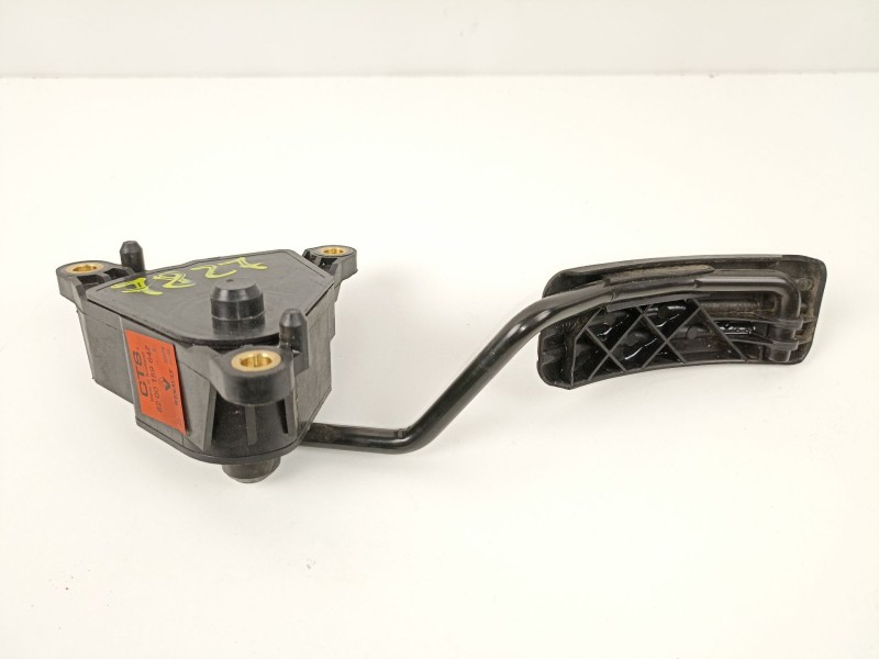 Recambio de potenciometro aceleracion para renault scenic ii 1.5 dci diesel referencia OEM IAM 8200159647  