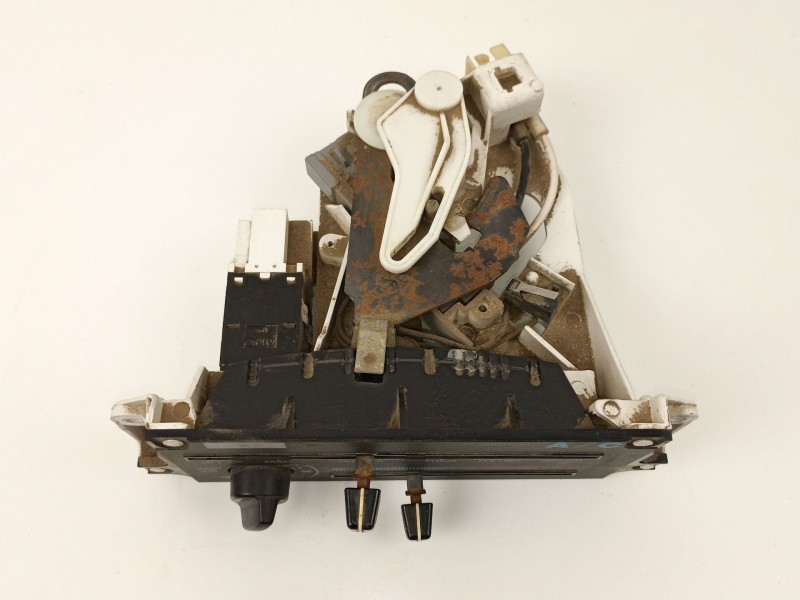 Recambio de mandos calefaccion aire para ford explorer 4.0 g referencia OEM IAM F17H19C925AA  E97H19A642AB