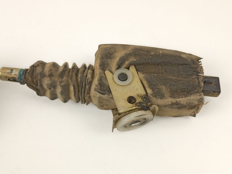 Recambio de cerradura puerta delantera derecha para ford explorer 4.0 g referencia OEM IAM F1DB54218A42AA  